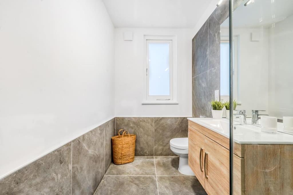 1 Dalston - Boutique 1-bed In Trendy East Londra