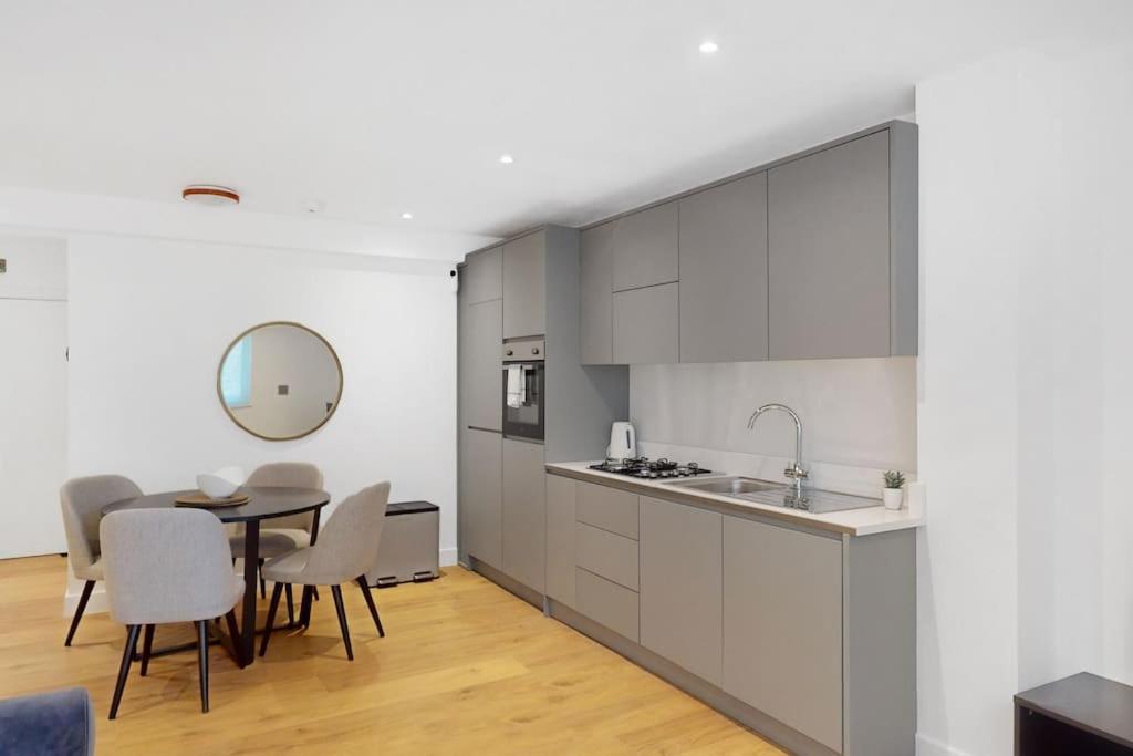 1 Dalston - Boutique 1-bed In Trendy East Apartment *
