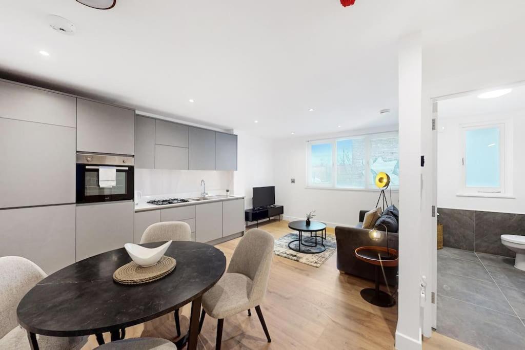 1 Dalston - Boutique 1-bed In Trendy East Londra